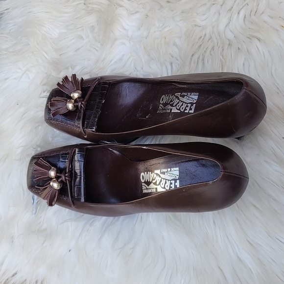 Salvatore Ferragamo fringe pumps 8 - Picture 12 of 12